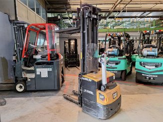 Hochhubwagen mit Deichsel Caterpillar NSP16N2 - 8