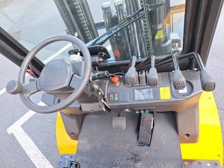 4-Rad Gabelstapler Hangcha XE38Hi