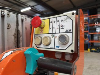 Senkrechtlift JLG TOUCAN DUO