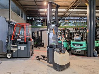 Hochhubwagen mit Deichsel Crown ESI4000-12
