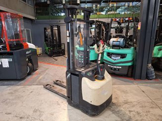 Hochhubwagen mit Deichsel Crown ESI4000-12