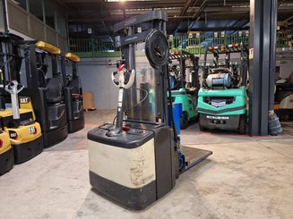 Hochhubwagen mit Deichsel Crown WE2300-16