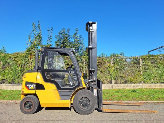 4-Rad Gabelstapler Caterpillar DP40 NT - 1