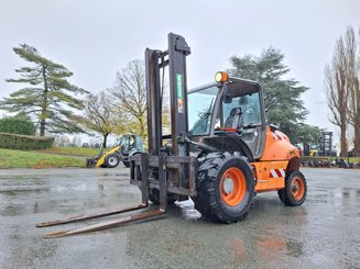 Geländestapler Ausa C400H