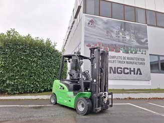 4-Rad Gabelstapler Hangcha XC35i