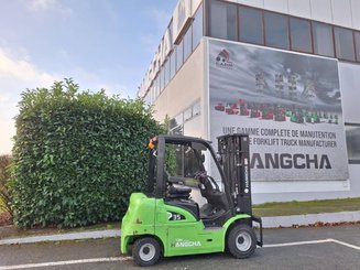 4-Rad Gabelstapler Hangcha XC35i