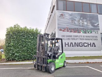 4-Rad Gabelstapler Hangcha XC35i