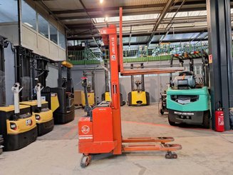 Hochhubwagen mit Deichsel BT LSF 1250 EE