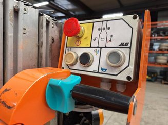 Senkrechtlift JLG TOUCAN DUO