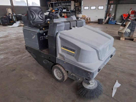 Scheuersaugmaschine Kärcher KM130/300 - 1