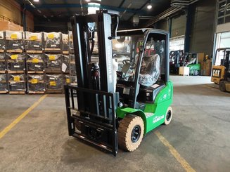Elektrostapler Hangcha XC25i-2 (CPD25-XCY2-SI) - 1