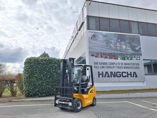 4-Rad Gabelstapler Hangcha XE18i - 1