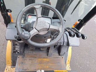 4-Rad Gabelstapler Caterpillar GP25N - 16