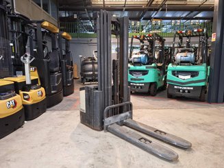 Hochhubwagen mit Deichsel Crown WE2300-16