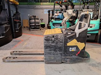 Niederhubwagen mit Deichsel Caterpillar NPF25N2