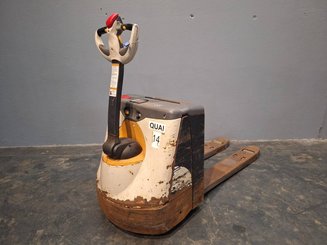 Niederhubwagen mit Deichsel Crown WP3015-1.6