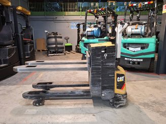 Niederhubwagen mit Deichsel Caterpillar NPP20N2E