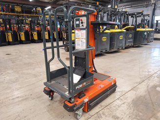 Senkrechtlift JLG POWER PICKER