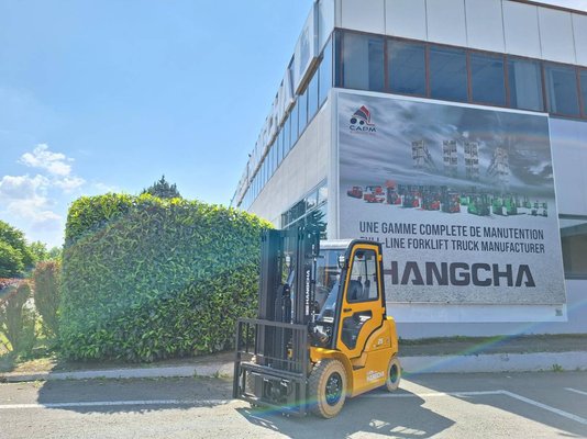 4-Rad Gabelstapler Hangcha XE25i - 1