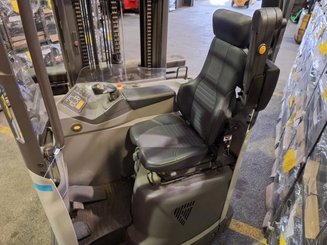 Mehrwege-Schubmaststapler UniCarriers 250DTFVRE635UFW
