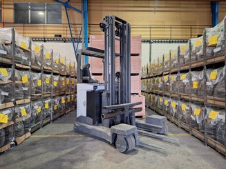 Mehrwege-Schubmaststapler UniCarriers 250DTFVRE635UFW