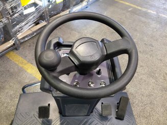 Industrie Kehrmaschine Hangcha B1350i (JSSD1350-BC6J-I)