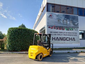 4-Rad Gabelstapler Hangcha XE30i ( CPD30-XEY2HA-SI )