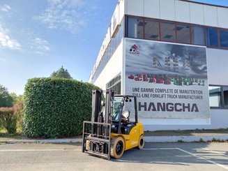 4-Rad Gabelstapler Hangcha XE30i ( CPD30-XEY2HA-SI )