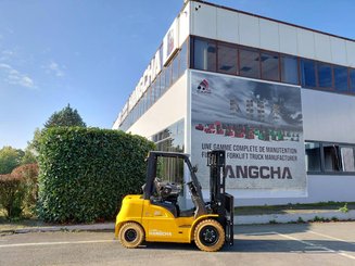4-Rad Gabelstapler Hangcha XE30i ( CPD30-XEY2HA-SI )
