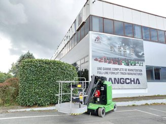 Senkrechtlift Hangcha HV120AJ - 2