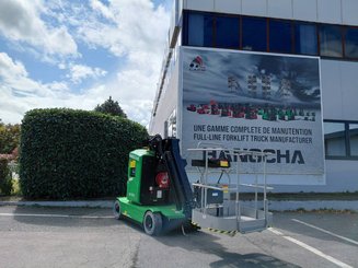 Senkrechtlift Hangcha HV120AJ - 1