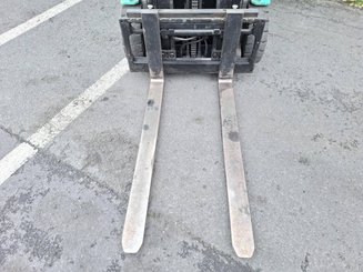 3-Rad Gabelstapler Yale ERP16VT