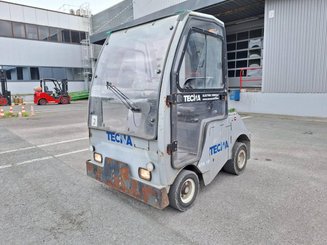 Traktor Tecna VTA10