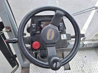 Traktor Tecna VTA10