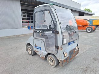 Traktor Tecna VTA10