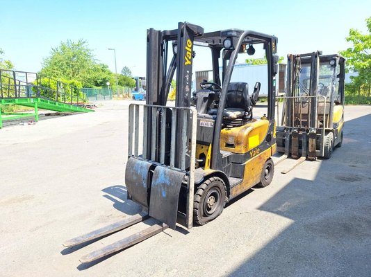 4-Rad Gabelstapler Yale Gdp16vx - 1
