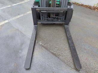 4-Rad Gabelstapler Mitsubishi FG25N