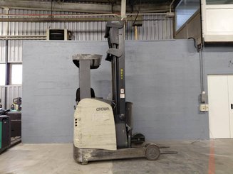 Schubmaststapler Crown ESR 5260