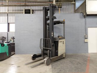 Schubmaststapler Crown ESR 5260