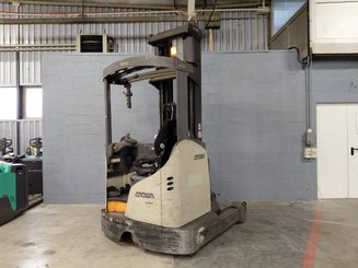 Schubmaststapler Crown ESR5000