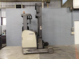 Schubmaststapler Crown ESR5000