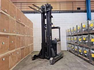 Schubmaststapler Crown ESR 5260
