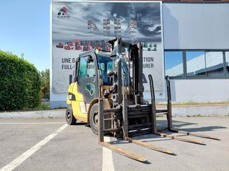 4-Rad Gabelstapler Caterpillar DP40N - 1