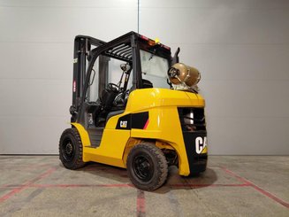 4-Rad Gabelstapler Caterpillar GP40NTD