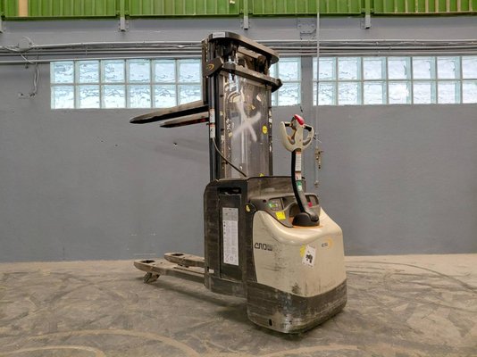 Hochhubwagen mit Deichsel Crown ESI4000-12 - 1