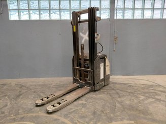 Hochhubwagen mit Deichsel Crown ESI4000-12 - 2