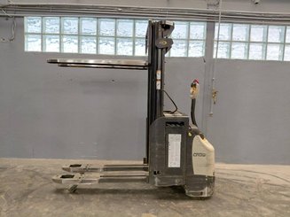 Hochhubwagen mit Deichsel Crown ESI4000-12 - 8