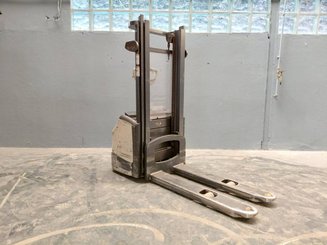 Hochhubwagen mit Deichsel Crown WF3000 1.2
