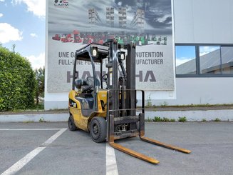 4-Rad Gabelstapler Caterpillar GP18N