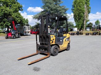 4-Rad Gabelstapler Caterpillar GP18N